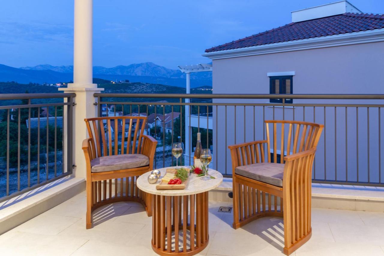Lustica Apartments Central Tivat Exterior foto